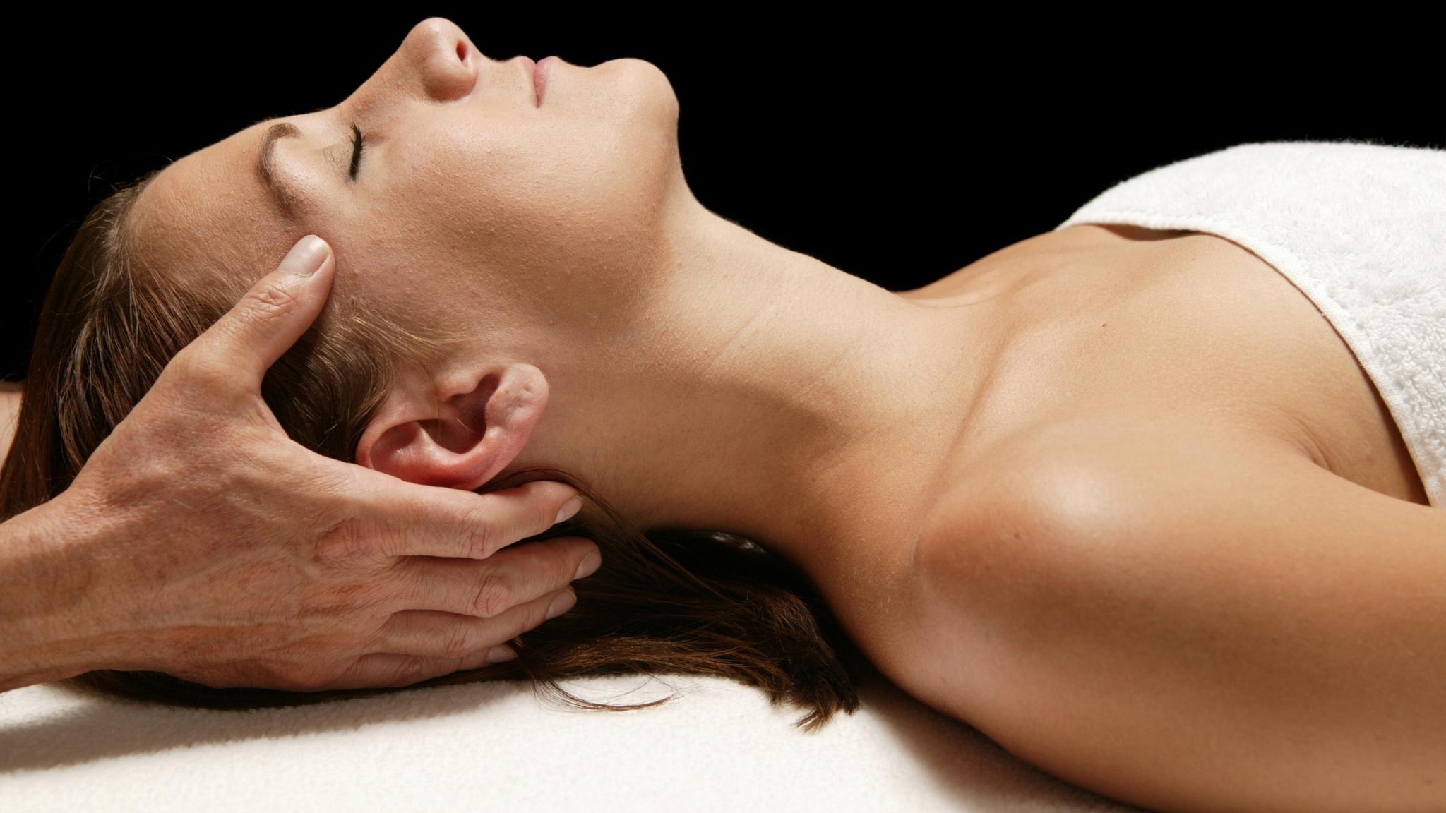 Shiroabhyangam Head Oil Massage